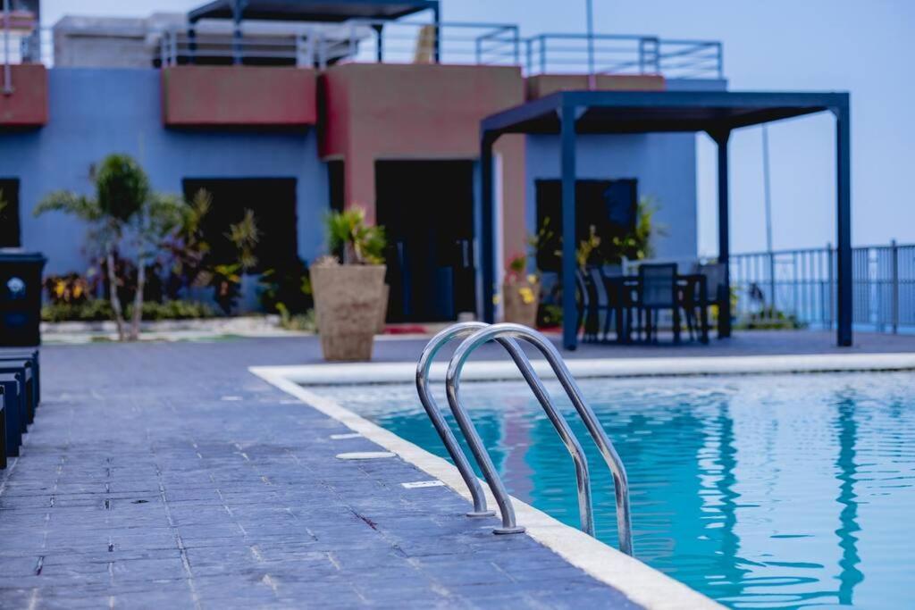 Pyramid Point Manor Villa Ocho Rios Exterior foto